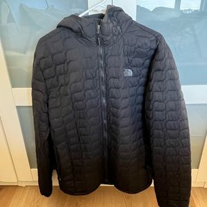 NWT - The North Face ThermoBall Eco large. Very good condition